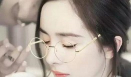 娱乐吃瓜酱妈妈在线观看,揭秘明星幕后故事，在线观看带你走进娱乐圈